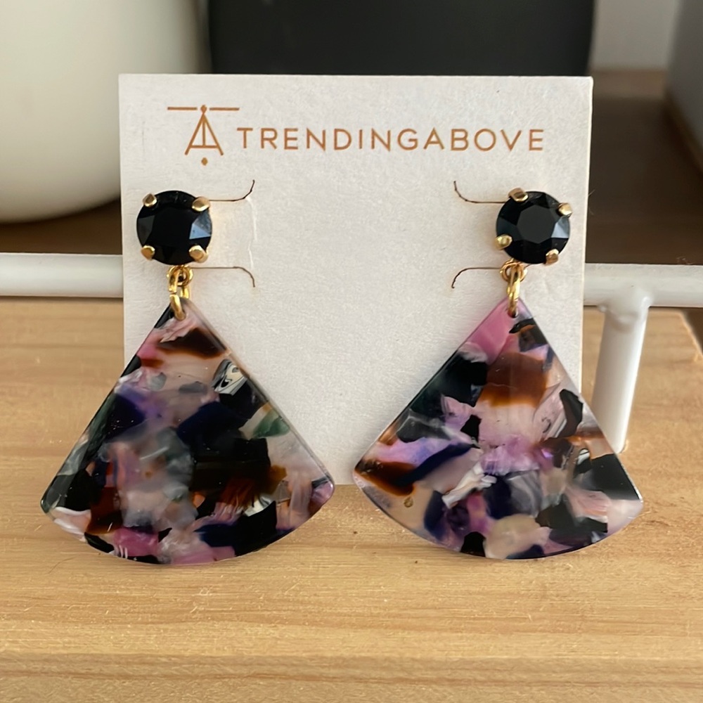 “Laken” earrings. By Trending Above